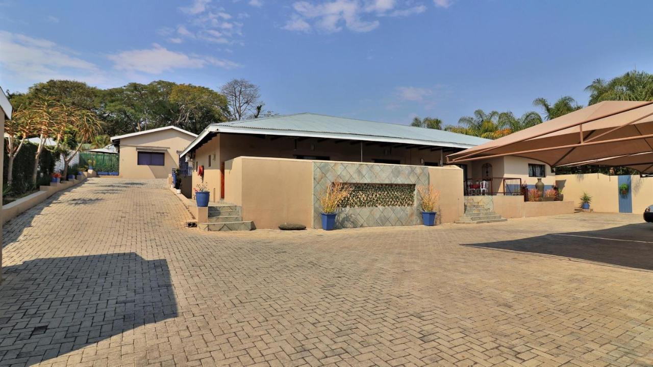Guest House Mamma Mia Mbombela Exteriör bild