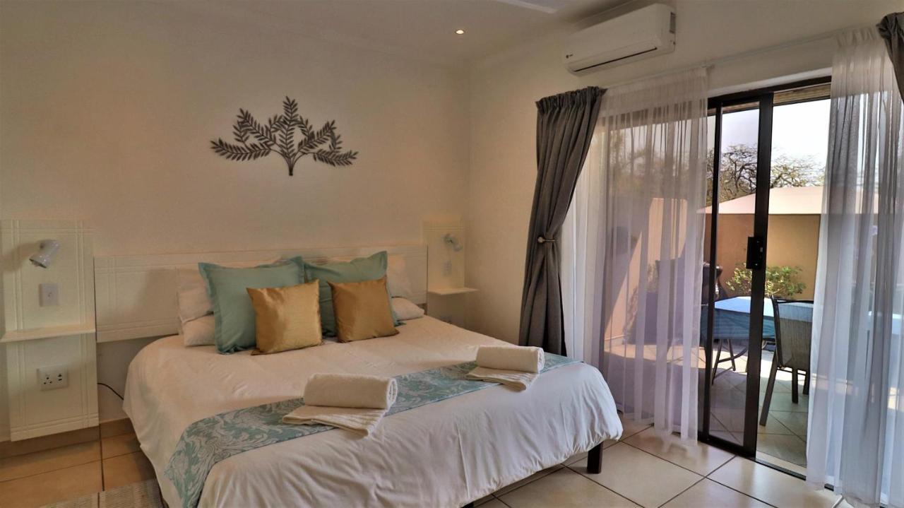 Guest House Mamma Mia Mbombela Exteriör bild